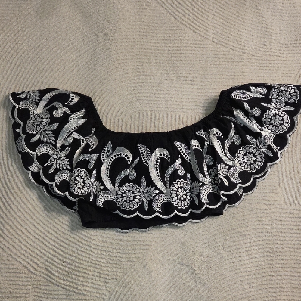 Express Black Off-Shoulder Embroidered Ruffle Crop Top - Picture 5 of 7